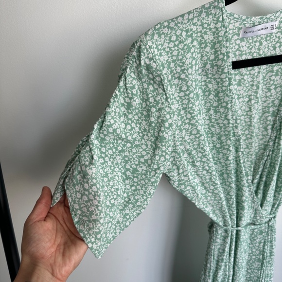 Faithful The Brand Wrap dress - Picture 4 of 5